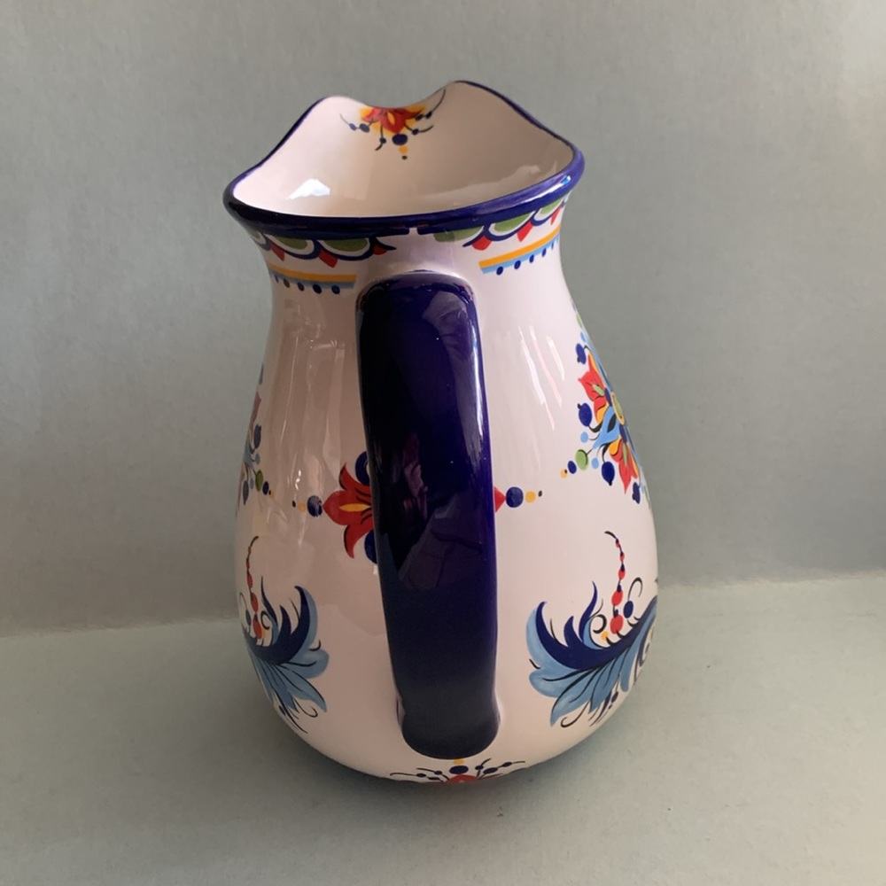 Pitcher - Picture 3 of 5